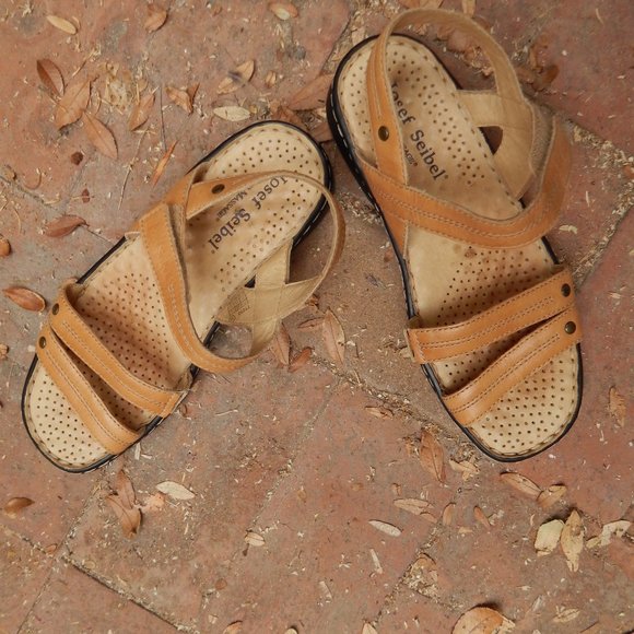 Joseph Siebel Leather Sandals - Picture 5 of 6